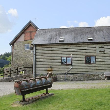 Broughton Stables Villa Montgomery Luaran gambar